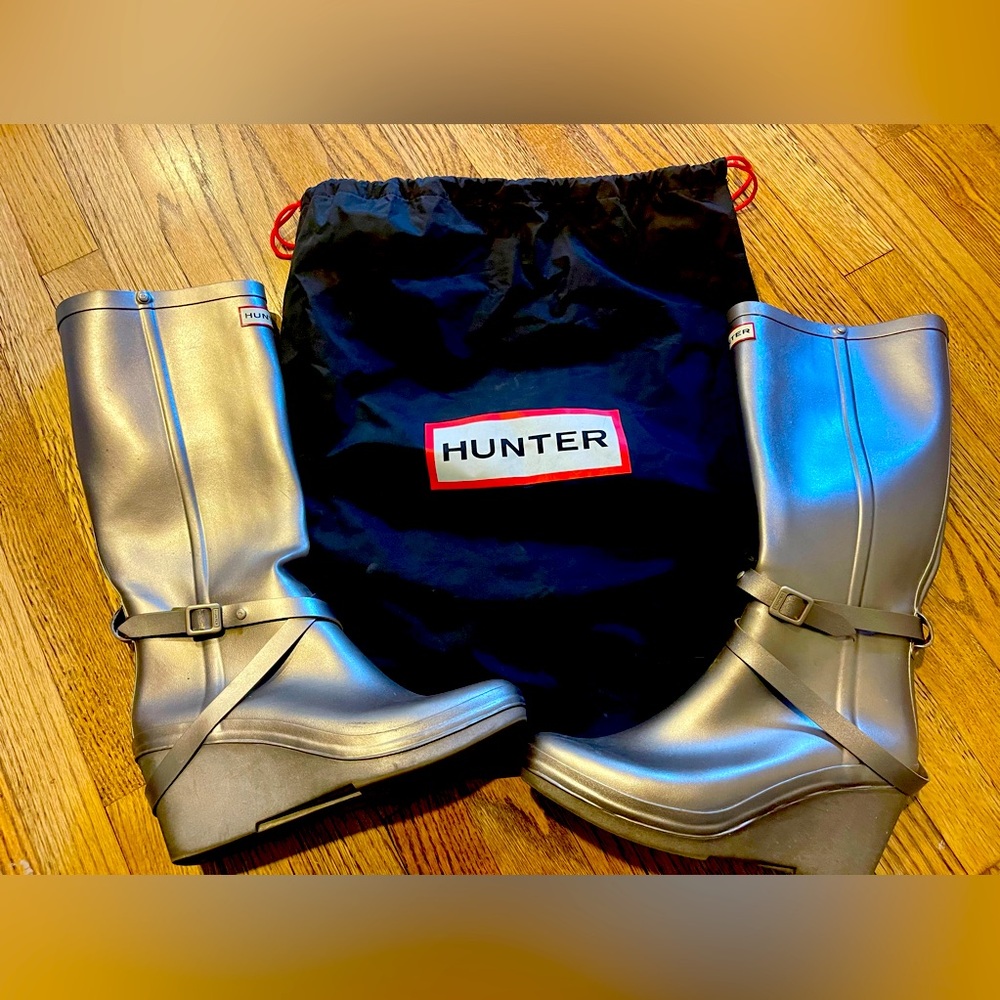 Hunter rain boots size 9
